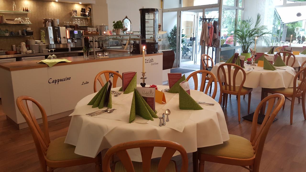 Parkhotel & Kurcafe 바트자센도르프 외부 사진
